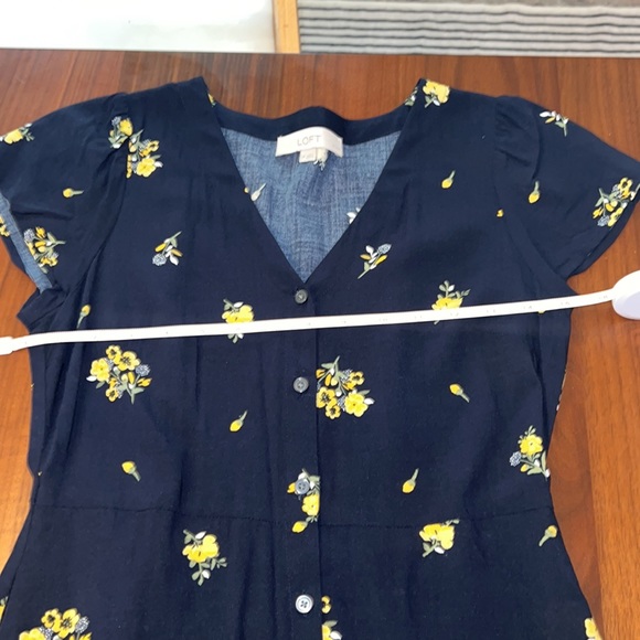 Dress - Picture 5 of 7